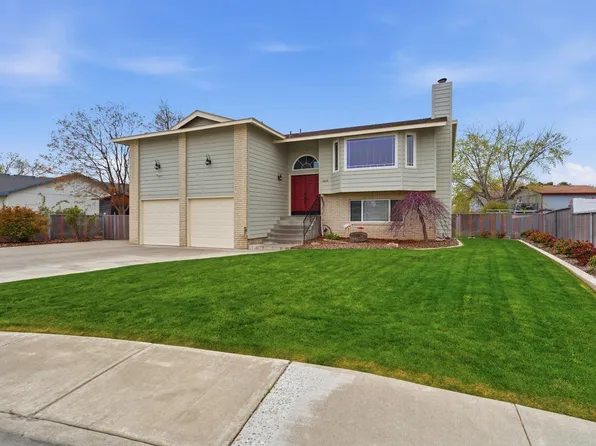 2405 Towhee Ln, West Richland, WA 99353