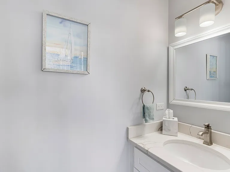 Deerfield E — Photo 20