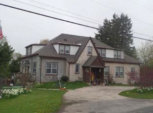 6410 Old Q Rd, Manitowoc, WI 54220