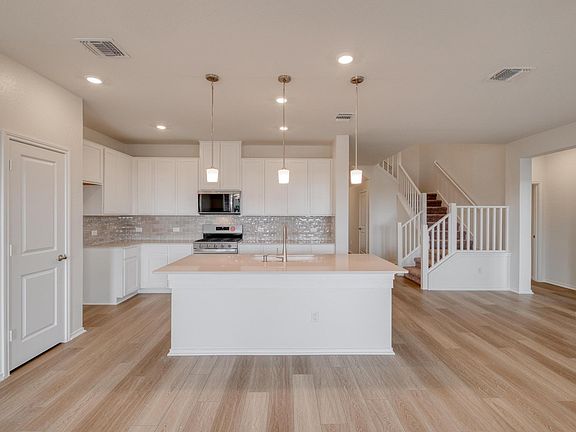 7th image of this home