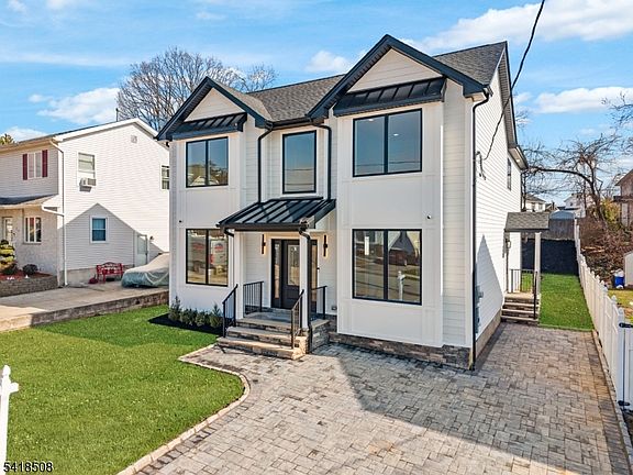 2nd image of 110 Platt Ave