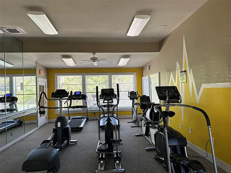 232 Afton Sq #112 — Photo 22