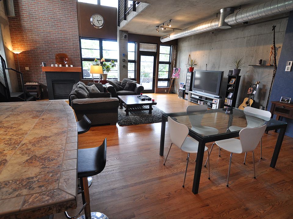 1st image of 1860 N Washington St APT 202