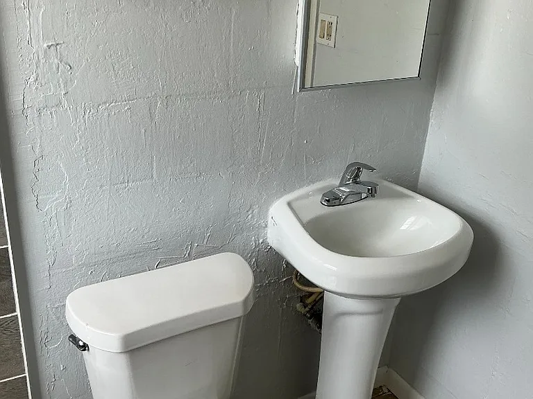 621 W South St #1 — Photo 6