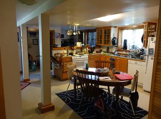 711 N 60th St APT C, Seattle, WA 98103