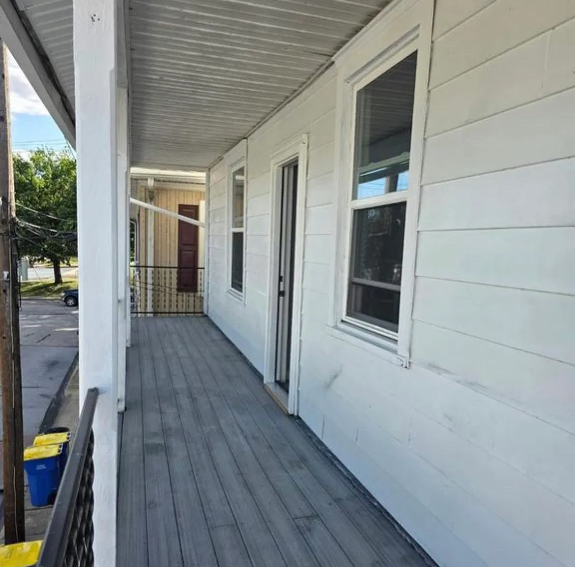 129 Poplar St — Photo 2