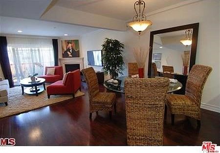 4th image of 11911 Mayfield Ave #Penthouse 3