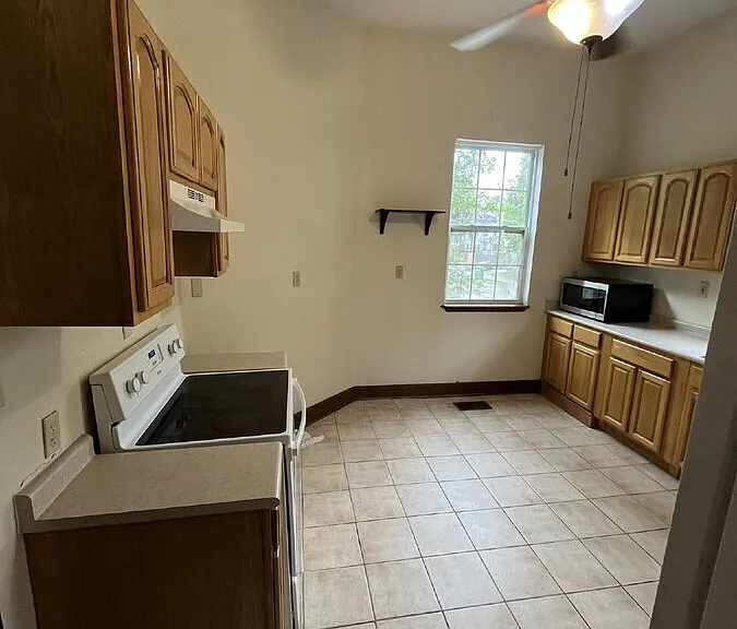 904 E Duffy St #A — Photo 20
