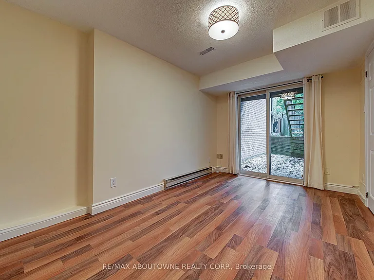 2353 Marine Dr #3 — Photo 26