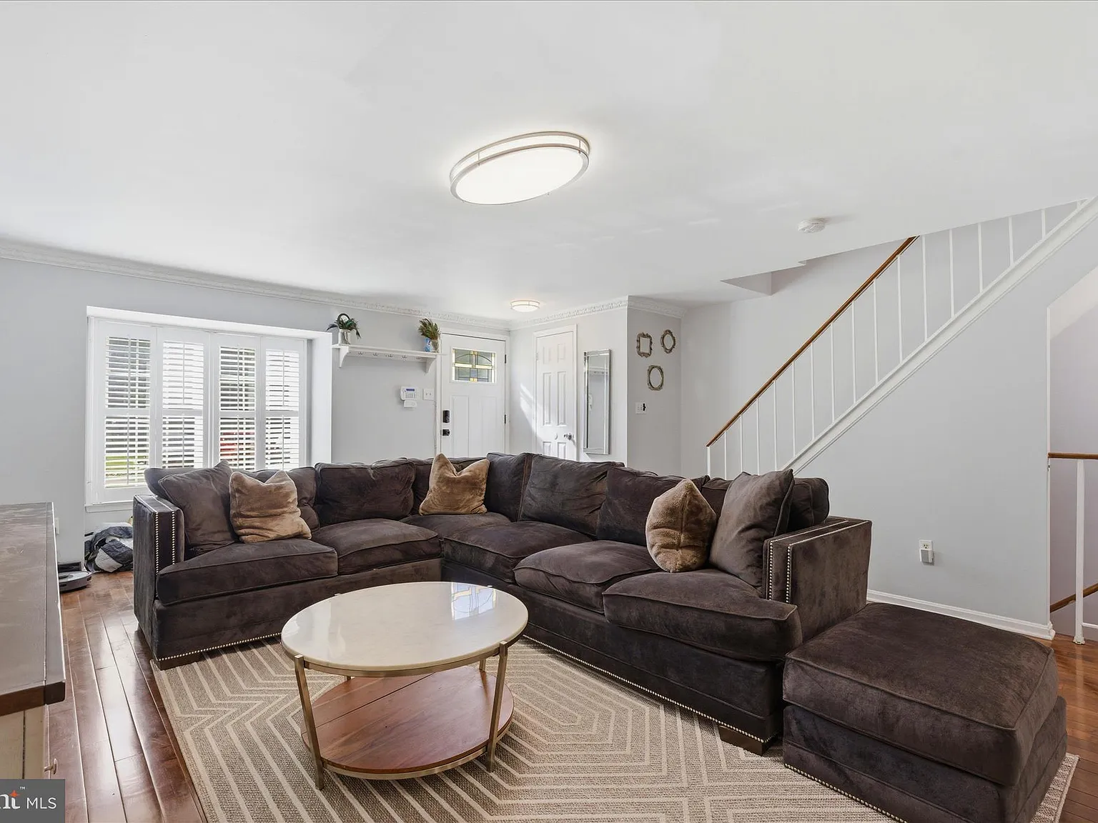 4 bed, 3.5 bath, 1414 sqft, $2,975 — Photo 3