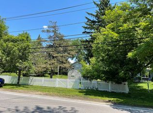 244 S Cayuga Rd, Williamsville, NY 14221