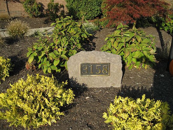 4th image of 3158 Darien Ln