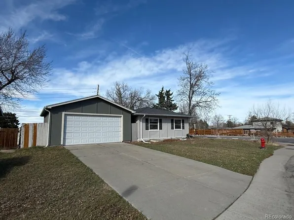 895 S Garrison Street, Lakewood, CO 80226