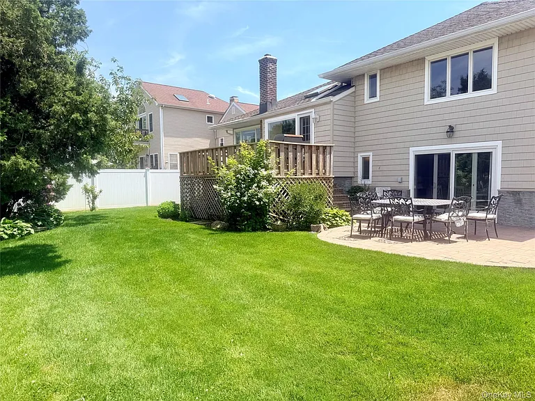 821 Channel Rd — Photo 13