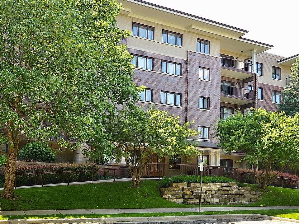 1st image of 1700 2nd St APT 505