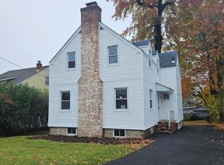 124 Forest Pl, Rochelle Park, NJ 07662