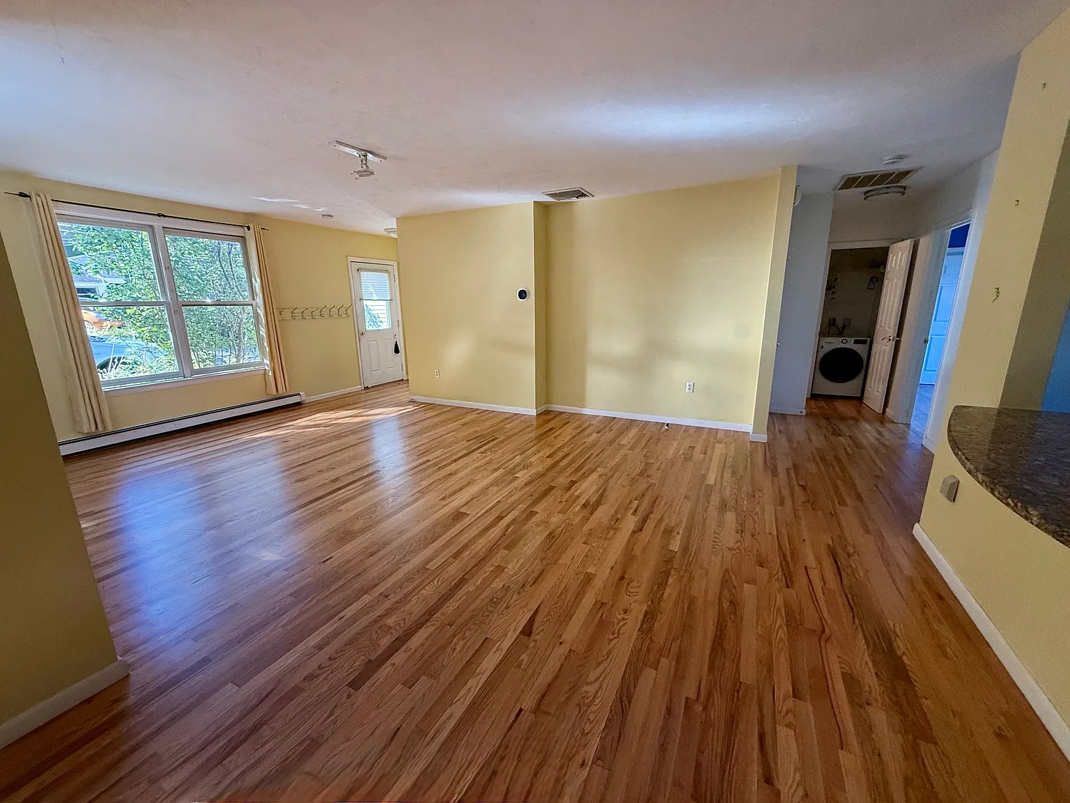 Half Moon Hl, Acton — Photo 2