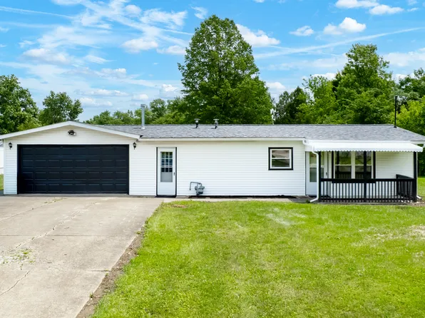12479 Harmony Dr, Grafton, OH 44044