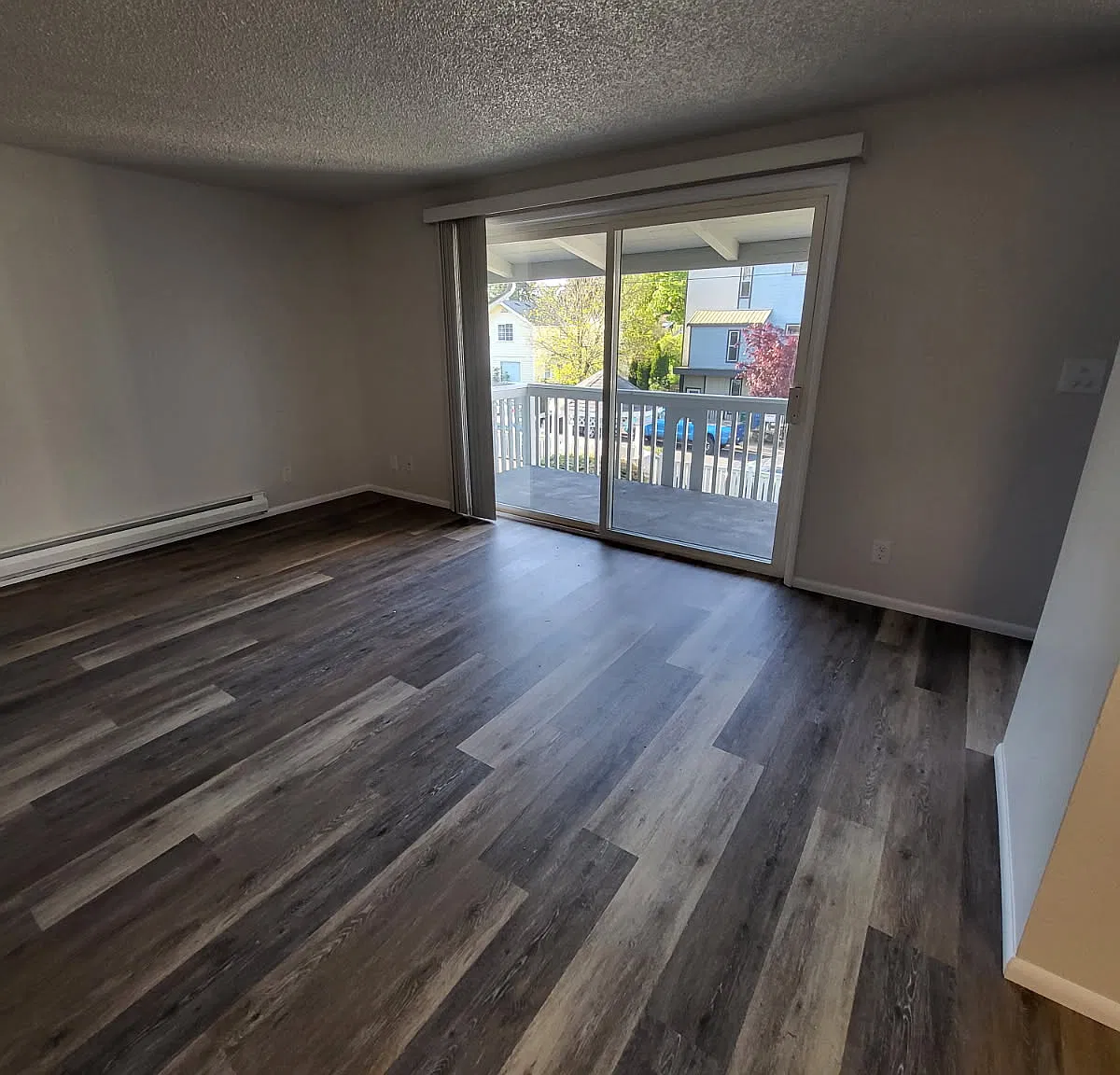 2 bed, 965 sqft, $1,695 — Photo 4