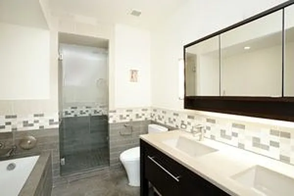 Sold by Douglas Elliman | media 17