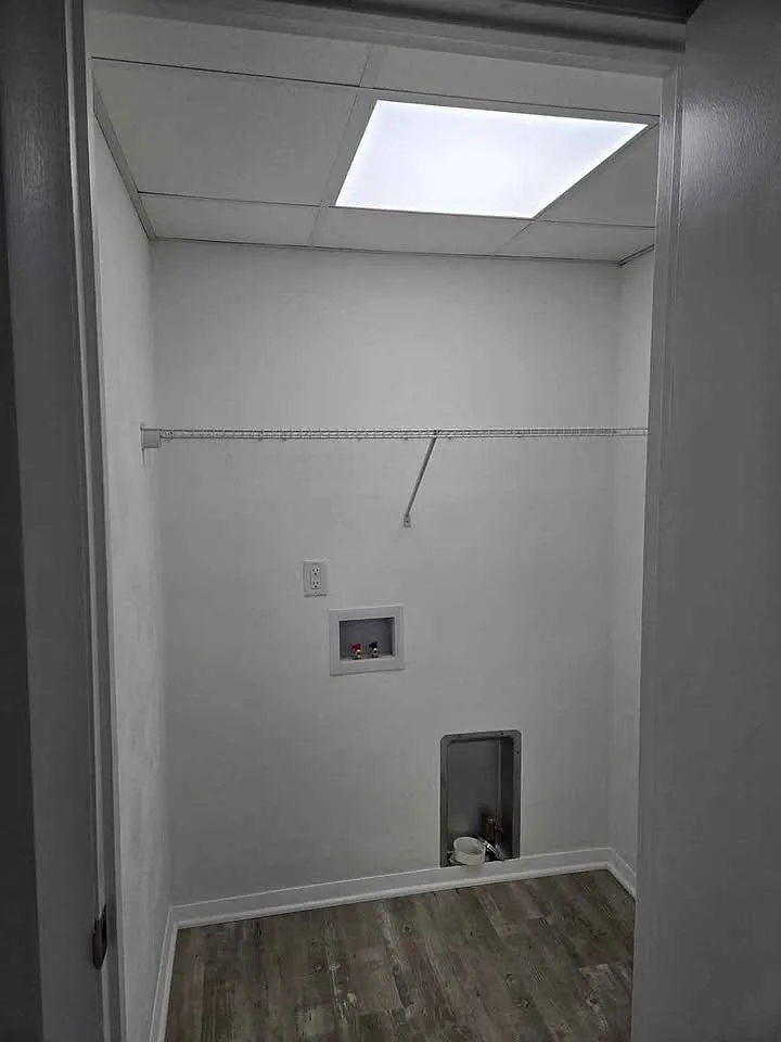 2 bed, 1.5 bath, 1100 sqft, $1,200 — Photo 2