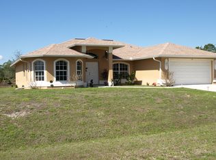 910 Citrus Ave S, Lehigh Acres, FL 33974
