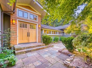 2005 102nd Ave SE, Bellevue, WA 98004