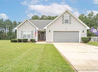 255 Cash Ave, Raeford, NC 28376