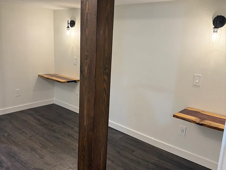 732 S Monroe St — Photo 30