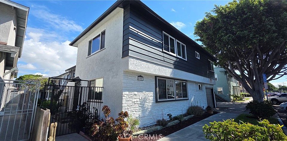 1st image of 1057 E Appleton St