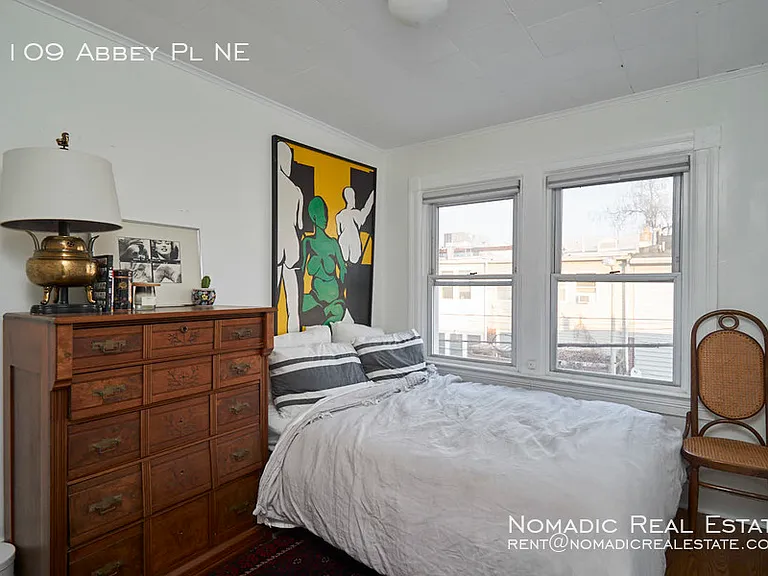 1109 Abbey Pl NE — Photo 19