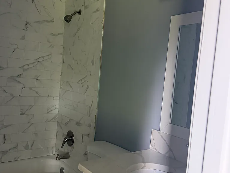90 W Independence Cir — Photo 3