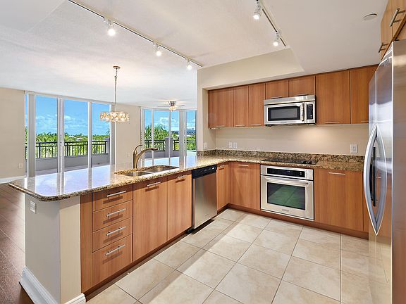 4th image of 510 NW 84th Avenue #545