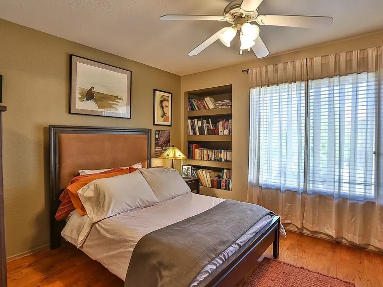 2657 Seashore Dr — Photo 36