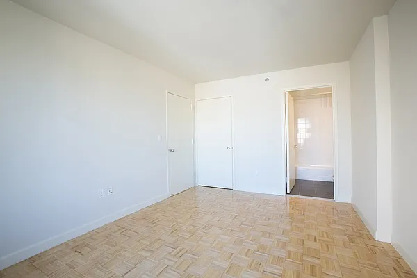 Rented by Stonehenge NYC LLC | media 4