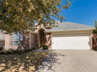 1017 Broken Spoke Dr, Little Elm, TX 75068