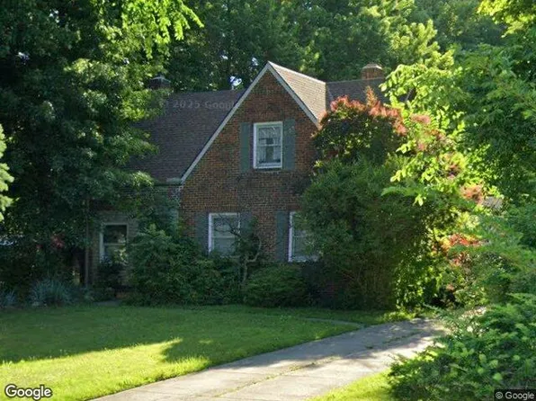 671 E 250th St, Euclid, OH 44132