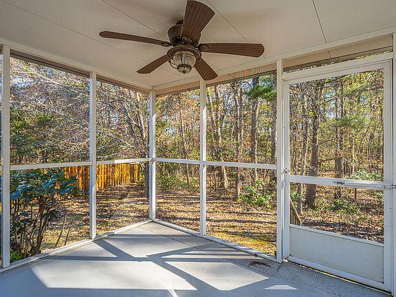 3rd image of 9464 Falling Embers Ln