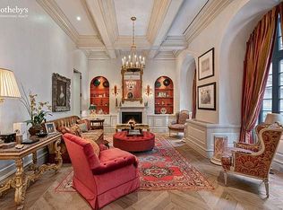 205 W 57th St, New York, NY 10019