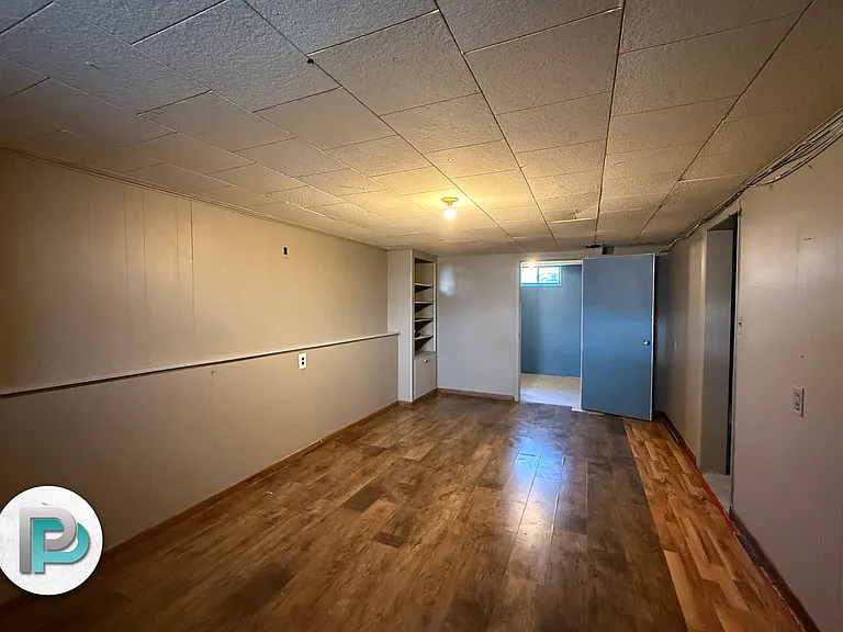 1544 N Hampshire Ave — Photo 14