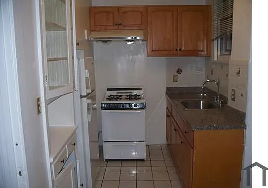 730 Stockton St #6 — Photo 1