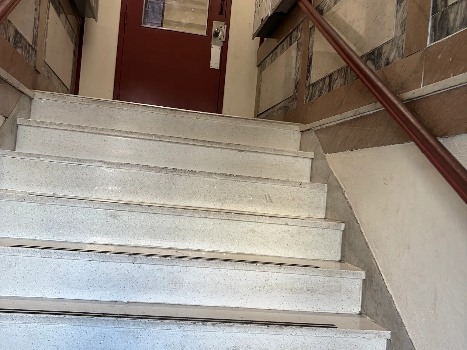 1 bed, 550 sqft, $1,600 — Photo 2