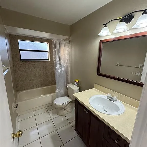 913 San Rafael Way — Photo 6