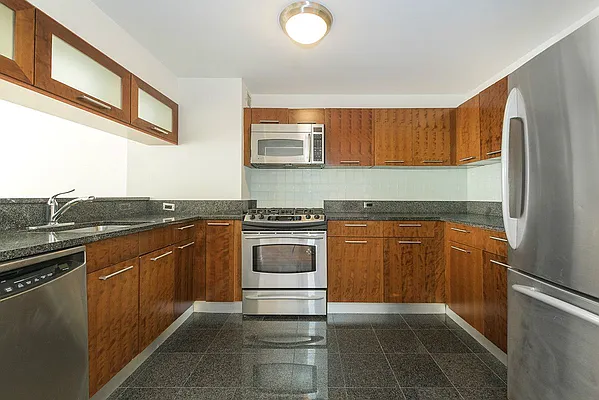 Sold by Keller Williams NYC | media 11