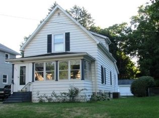 612 Gilbert St, Jackson, MI 49202