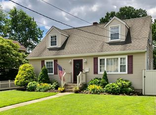 95 Cedar Ave, Hackensack, NJ 07601