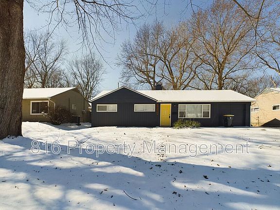 2nd image of 10708 Newton Ave