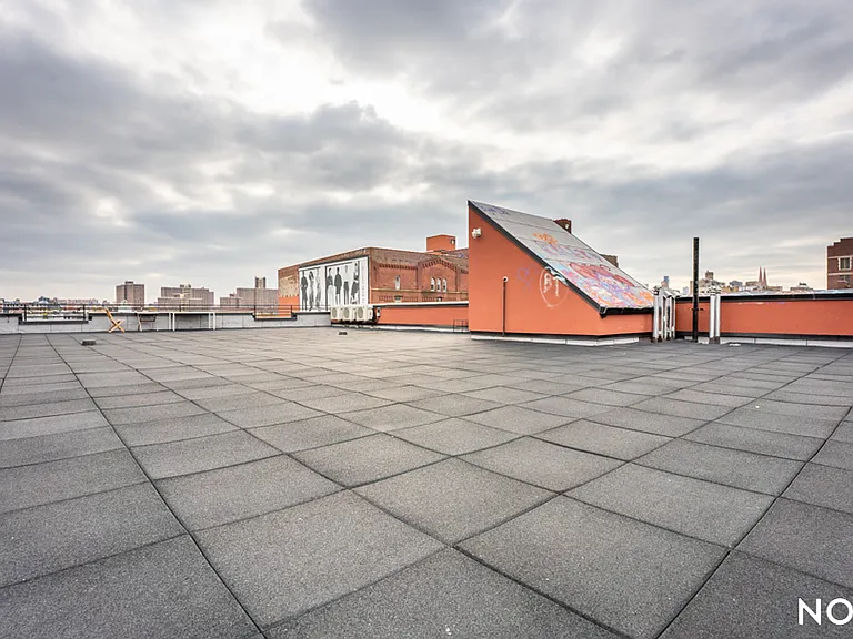 269 Meserole St #3B — Photo 24