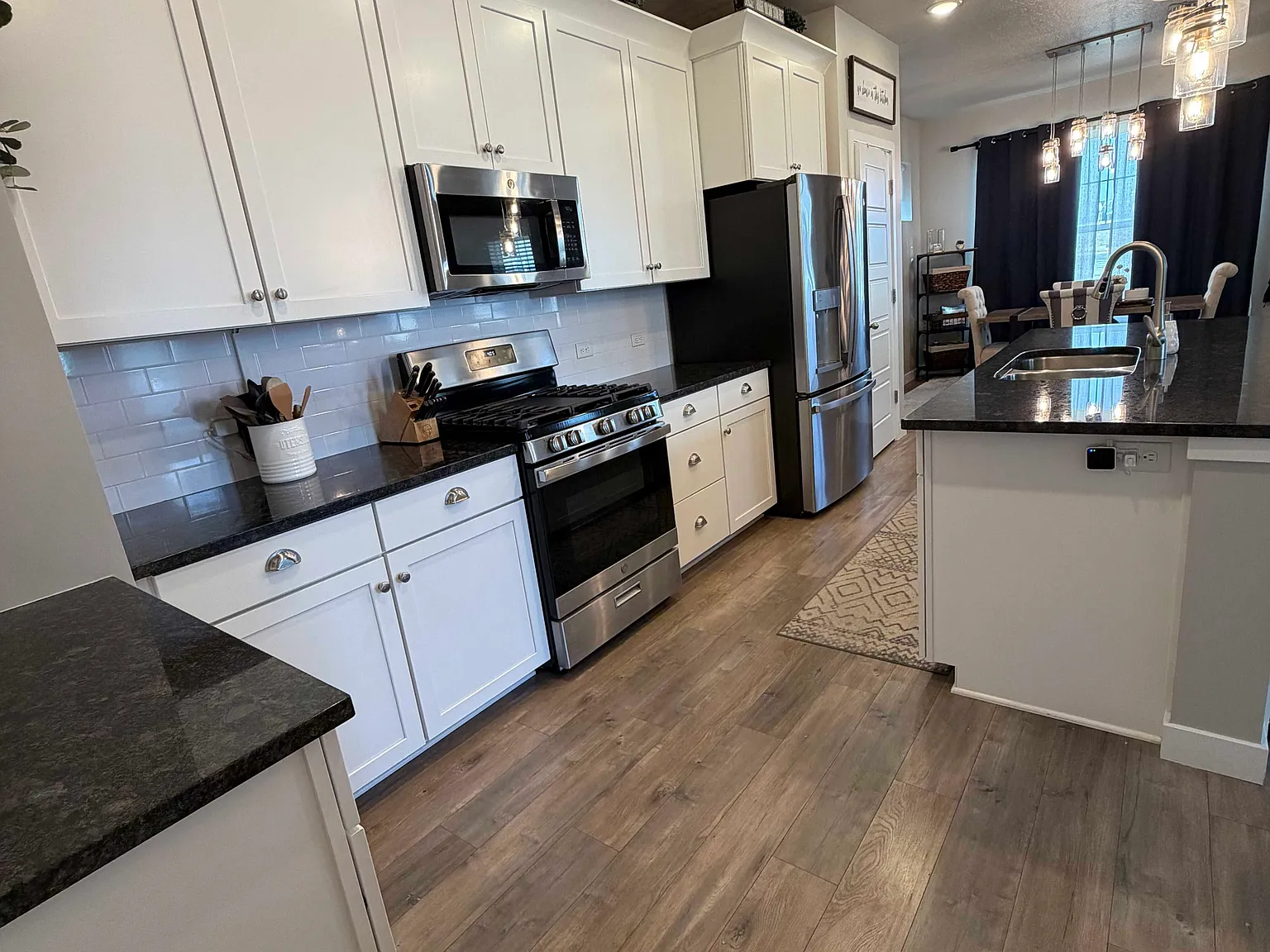 Daybreak Home — Photo 4