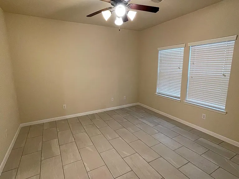1755 Nichole Woods Dr — Photo 10